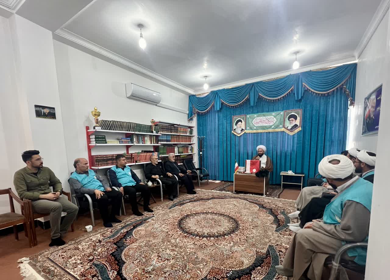 نشست مسئولان ستاد استان و شهرستان لیلان با امام جمعه شهرستان