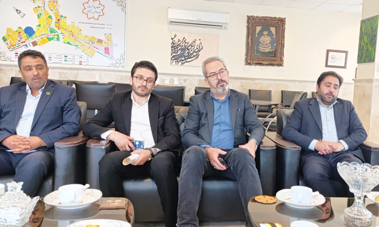 دیدار مسئولان ستاد بازسازى عتبات عالیات بستان آباد با شهردار جدید بستان آباد  