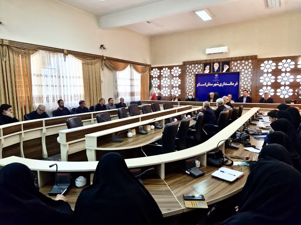 نشست ستاد بازسازی عتبات عالیات استان در اسکو